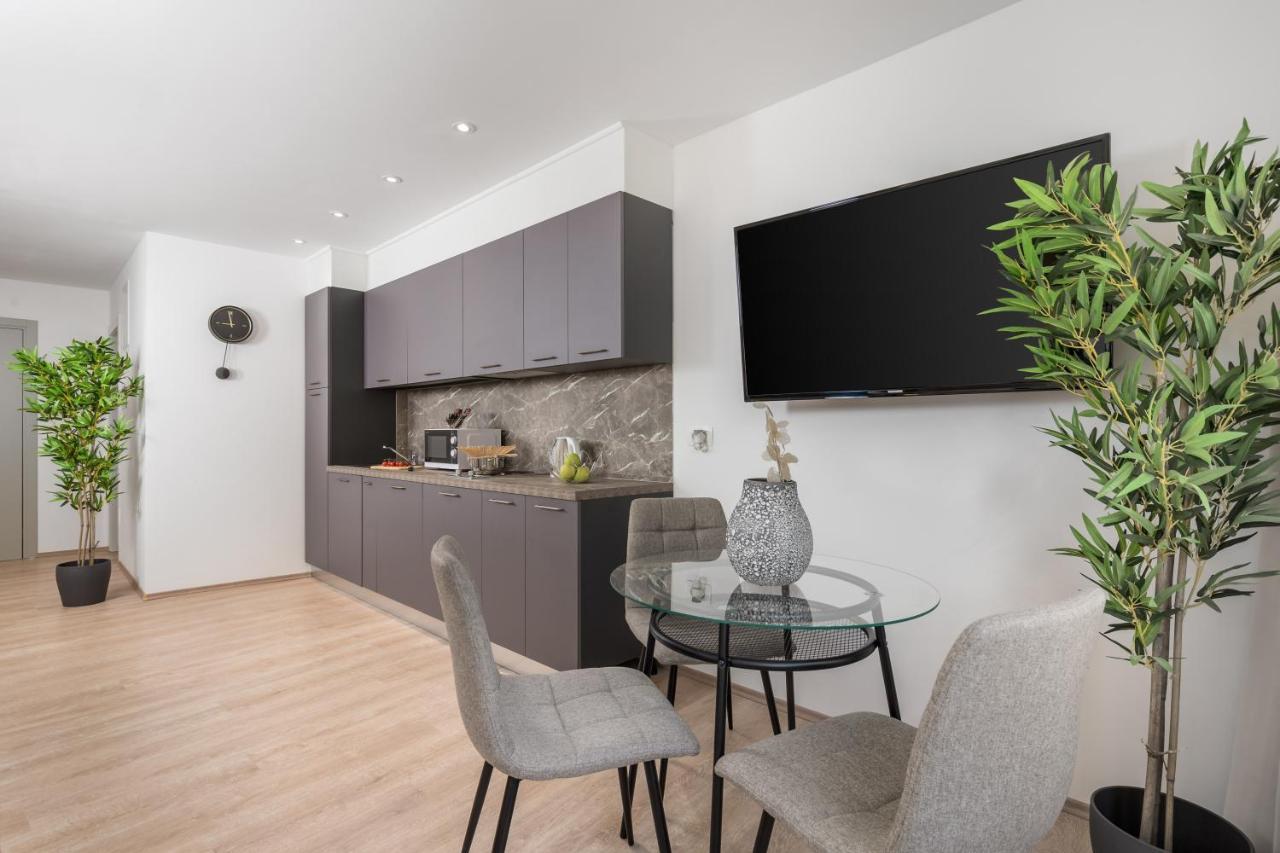 Apartments Penkala 2 Rijeka Eksteriør bilde